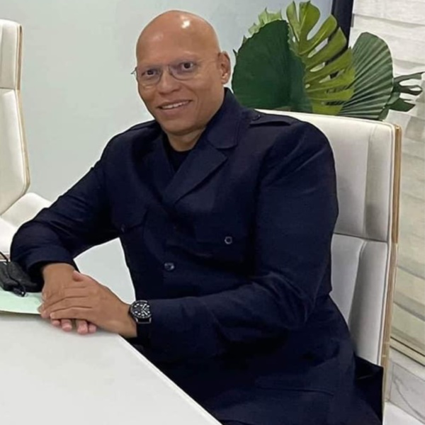 RETOUR AU SENEGAL: Karim bloqué et pourquoi...Mimi fait éclater le deal