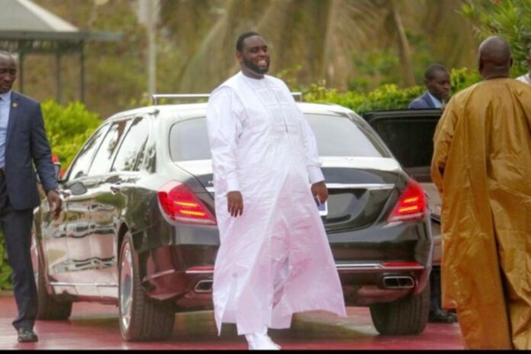 Enquête financière : Le fils de Macky Sall rattrapé par un virement de 10 milliards