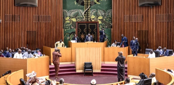 Assemblée nationale : la procédure de mise en accusation de cinq anciens ministres enclenchée