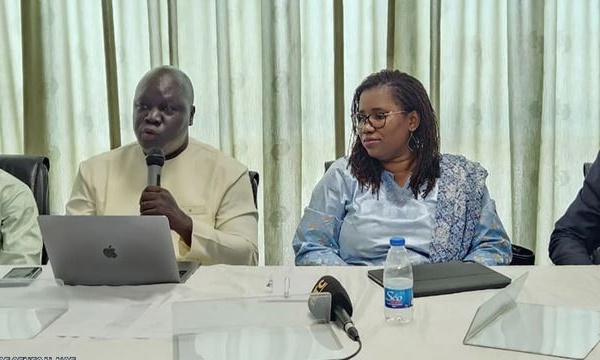 Les journalistes invités à une meilleure communication sur les politiques énergétiques